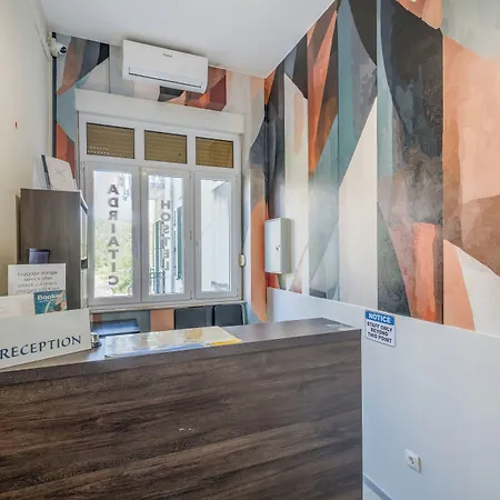 Colors Of Adriatic - Youth Only Hostel Split