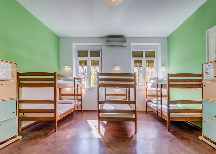 Hostel Colors Of Adriatic - Youth Only Σπλιτ